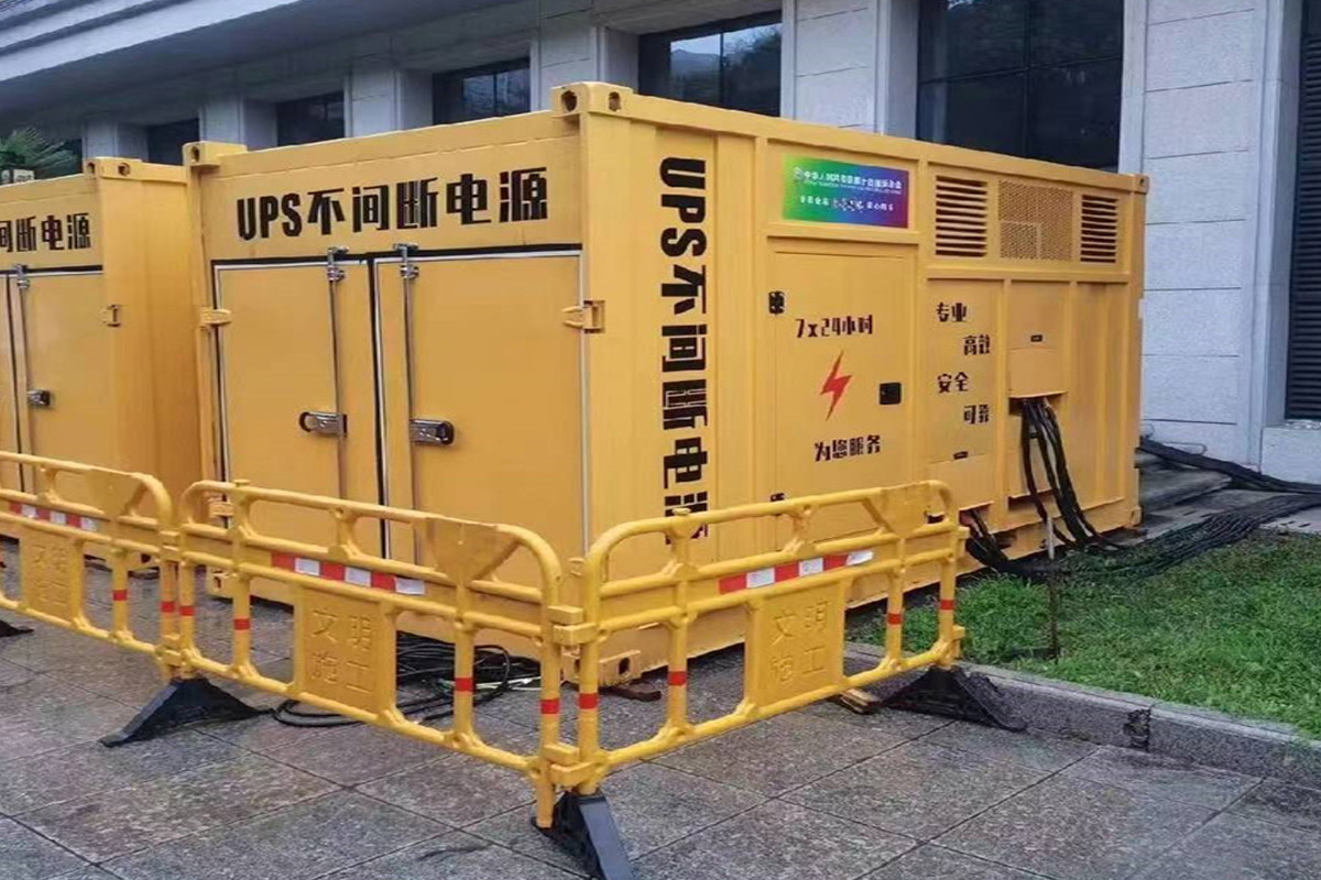 富川发电机租赁施工现场